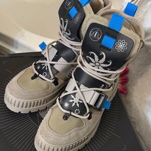 Palladium 🌸Stylish Boots with Graphic Design